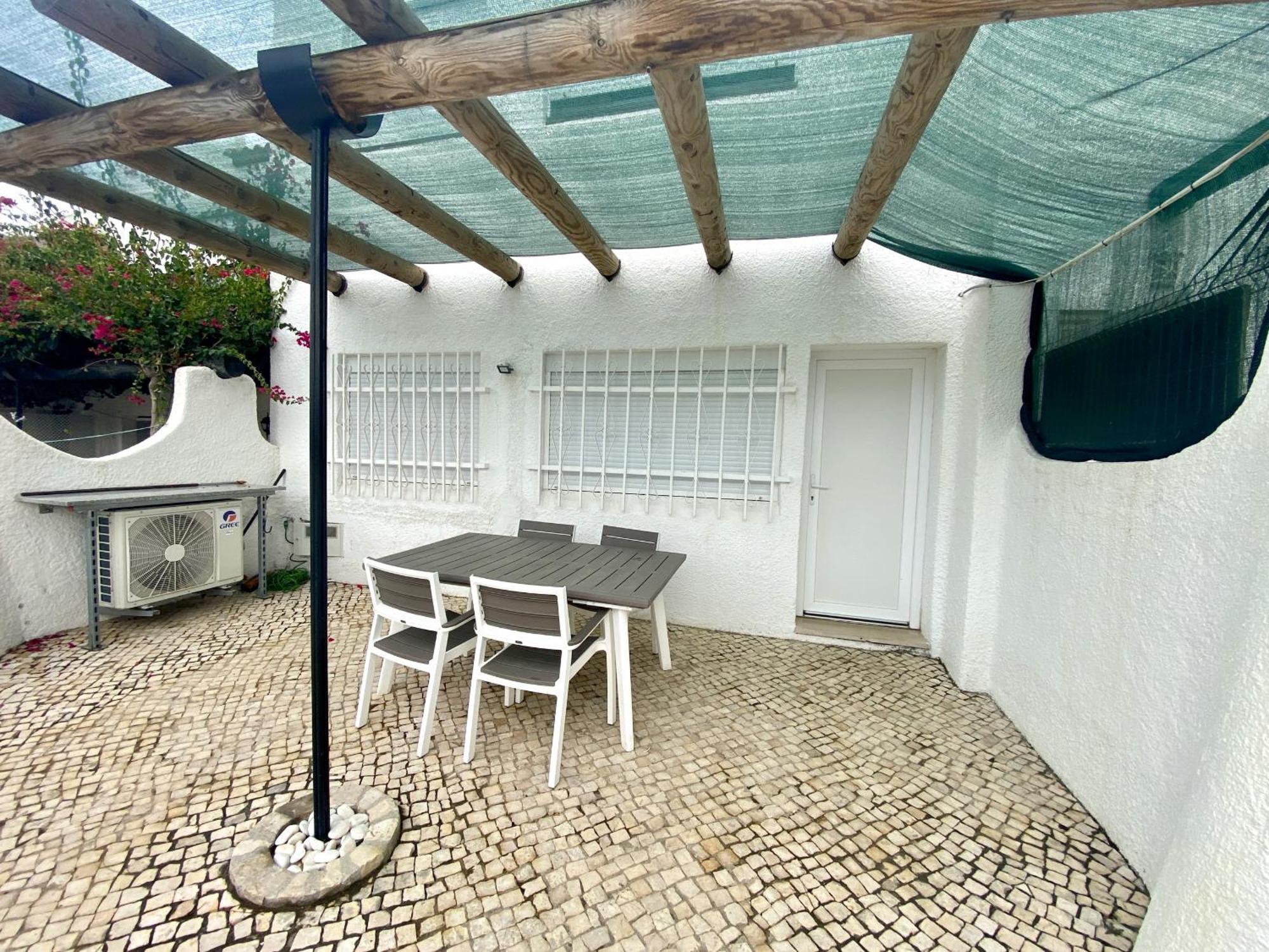 Quarteira Stylish 2 By Homing Apartment Exterior photo